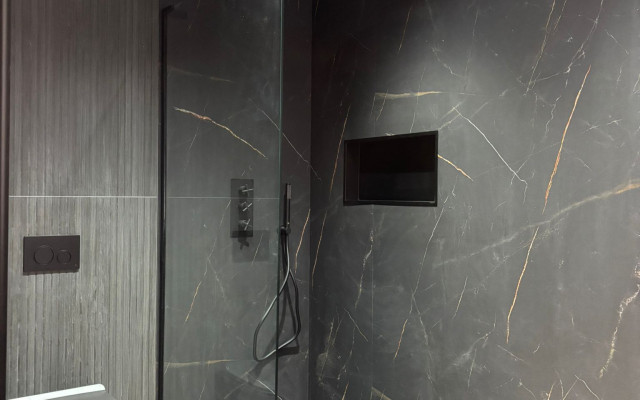 Barkers Home Of Interiors - Walk In Shower