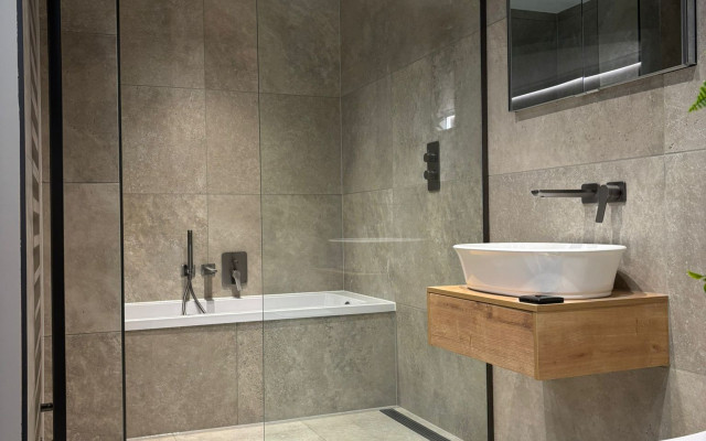 Barkers Home Of Interiors - Bathroom 1