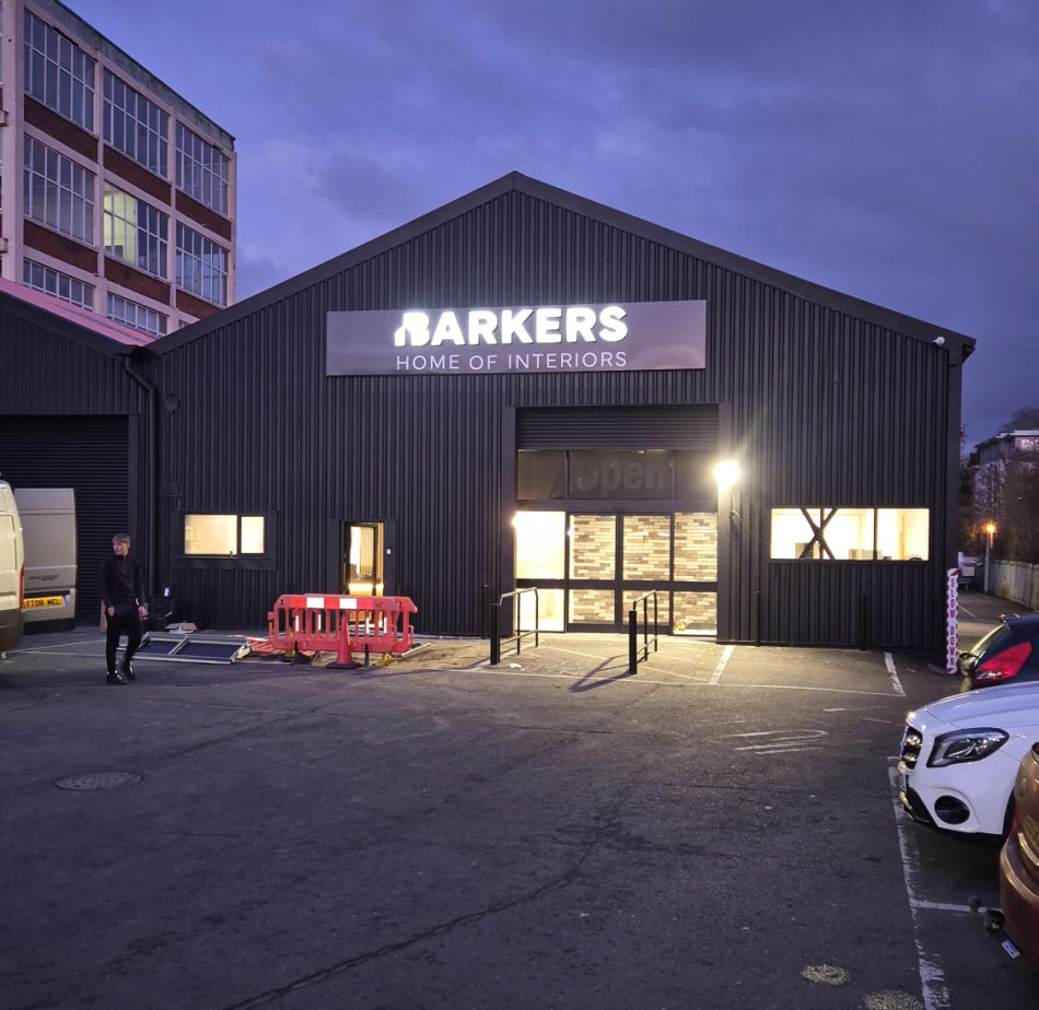 Barkers-Signage---Dark